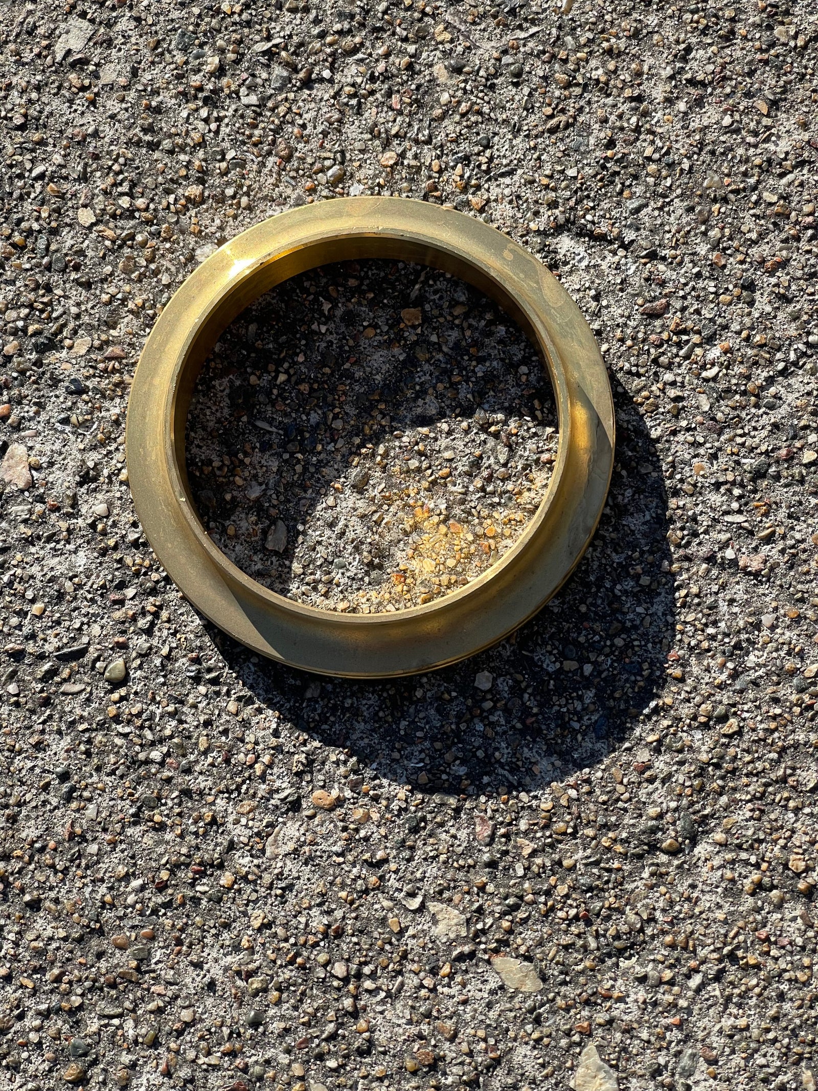 140103A Ball bearing crown