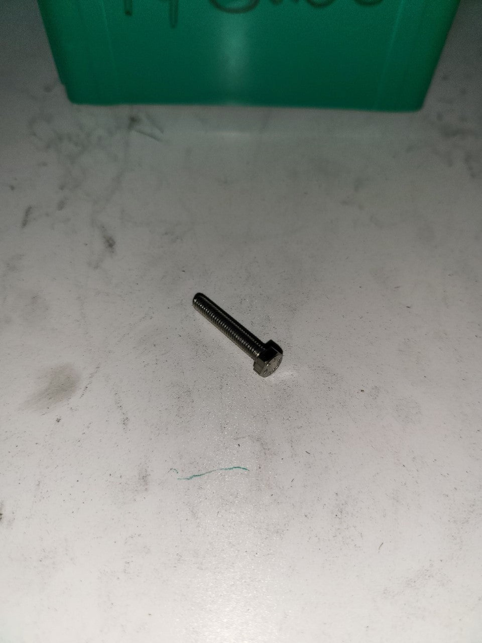 #145238 Screw